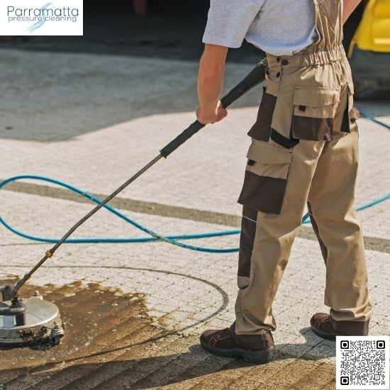 Remove Oil, Grease, and Mould from Driveways