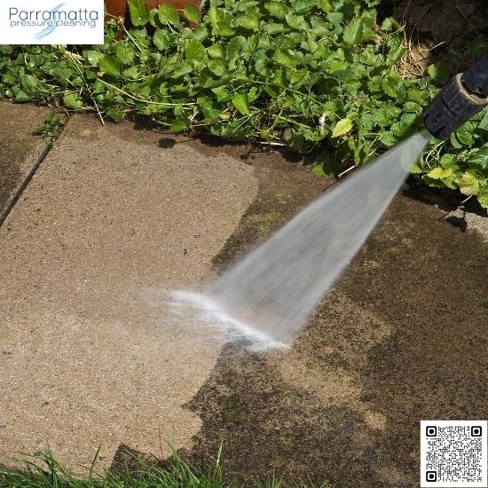 What services does Parramatta Pressure Cleaning offer?